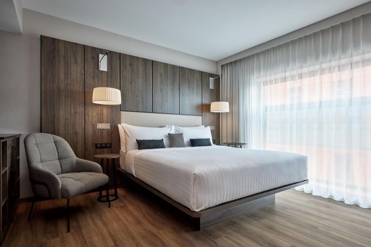 Ac Hotel By Marriott Страсбург Экстерьер фото